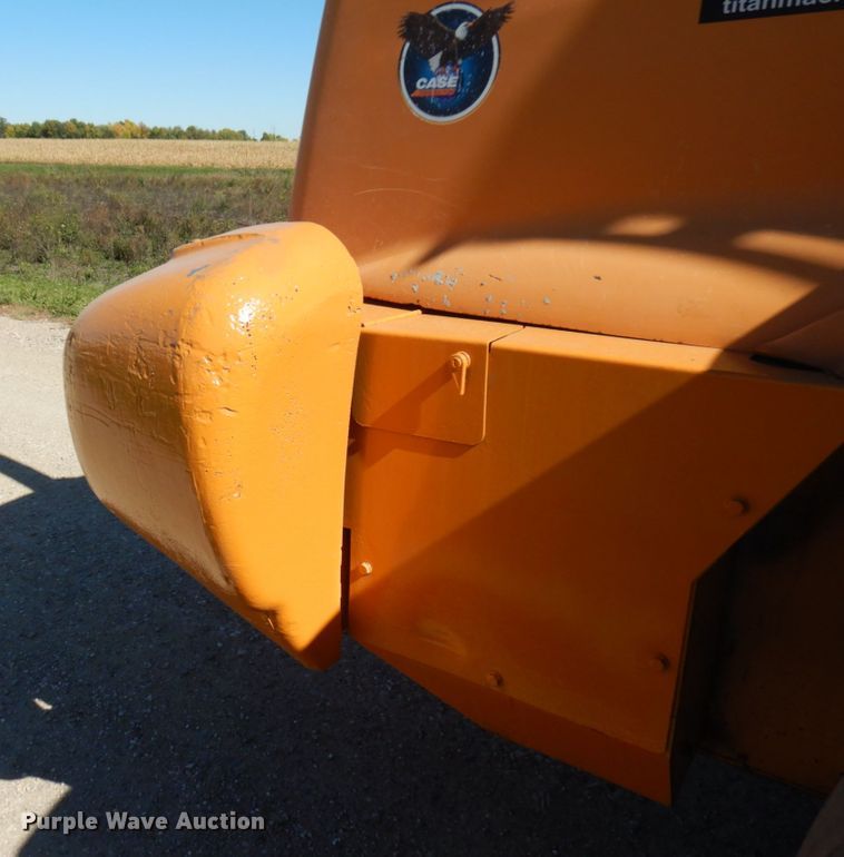image for item JQ9256 2013 Case 821F  wheel loader