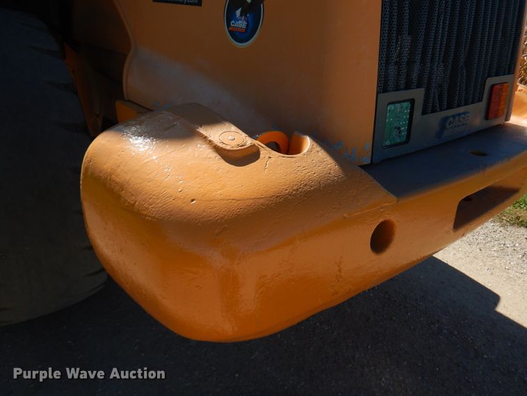 image for item JQ9256 2013 Case 821F  wheel loader