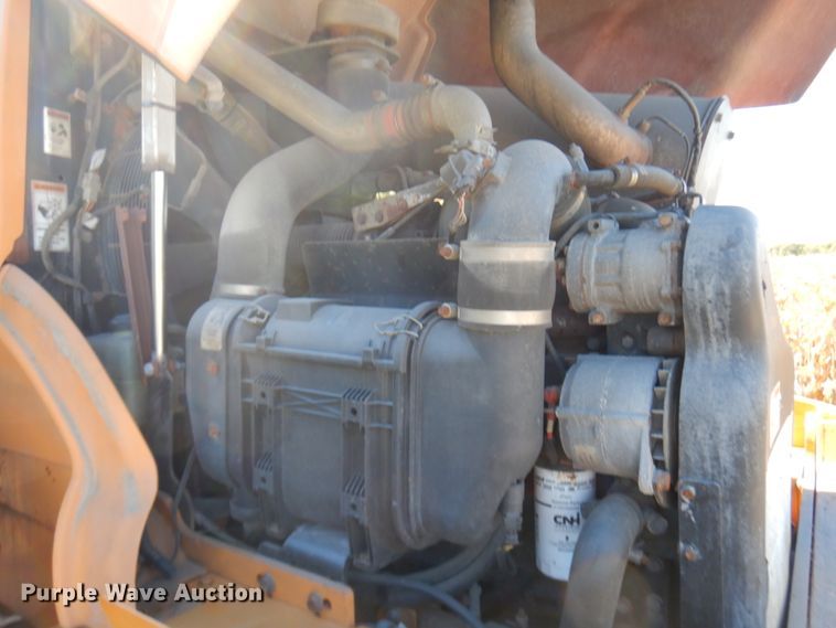 image for item JQ9256 2013 Case 821F  wheel loader