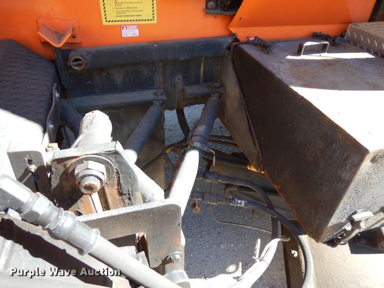 image for item JQ9257 2005 Mack CV713 Granite  dump truck