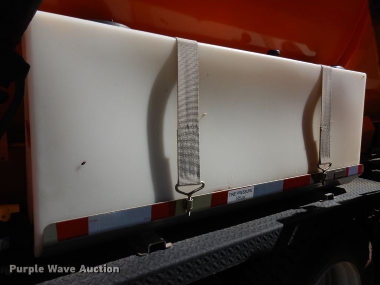 image for item JQ9257 2005 Mack CV713 Granite  dump truck