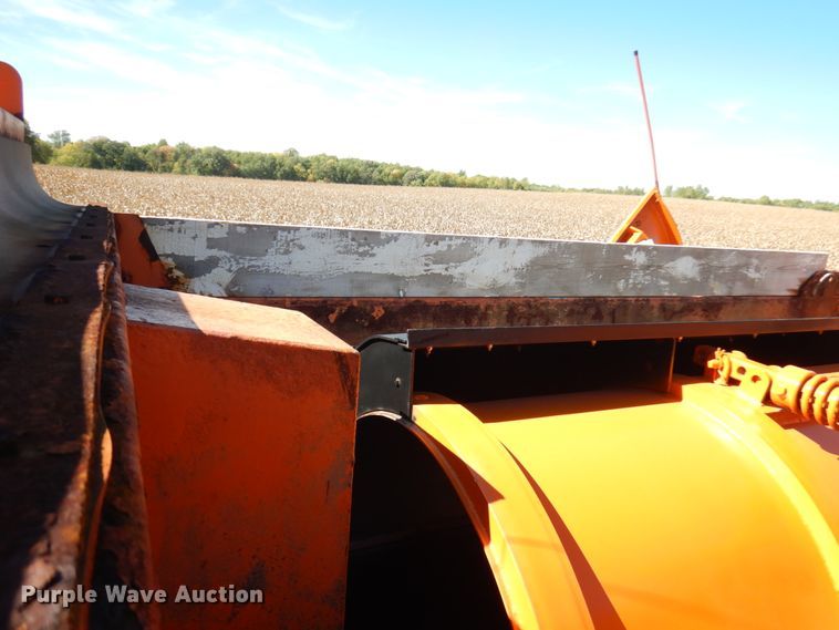 image for item JQ9257 2005 Mack CV713 Granite  dump truck