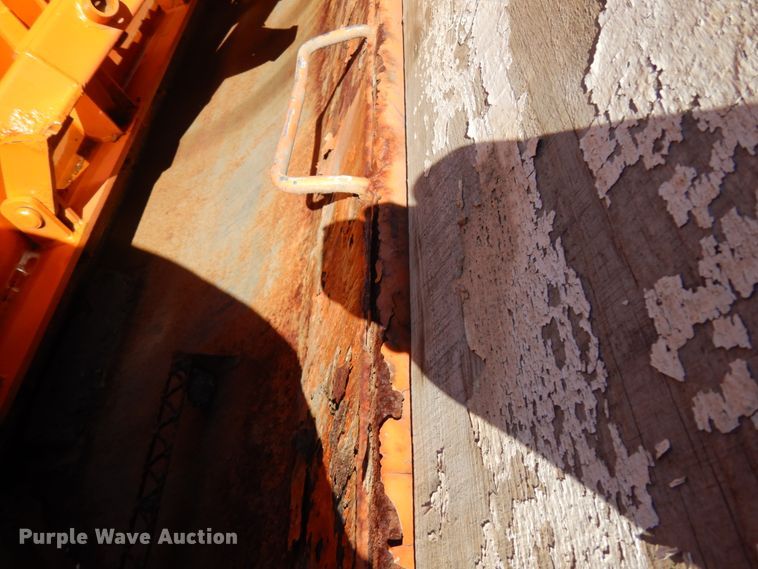 image for item JQ9257 2005 Mack CV713 Granite  dump truck