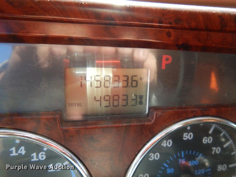 image for item JQ9257 2005 Mack CV713 Granite  dump truck