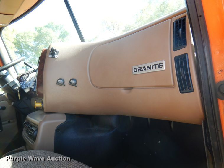 image for item JQ9257 2005 Mack CV713 Granite  dump truck