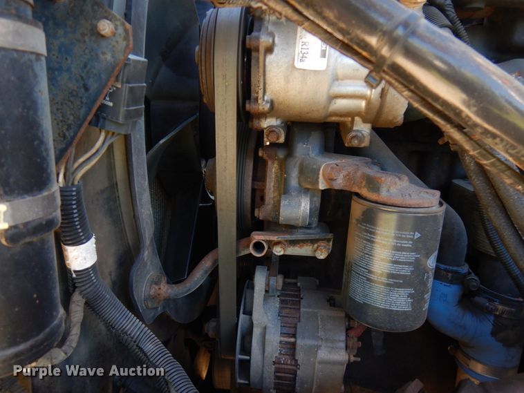 image for item JQ9257 2005 Mack CV713 Granite  dump truck