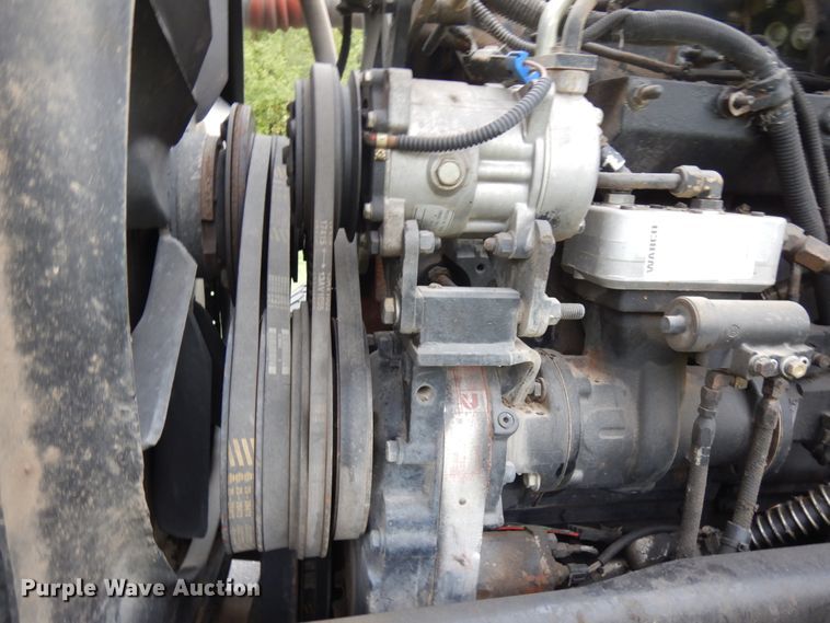 image for item JQ9261 2000 Peterbilt 379  dump truck