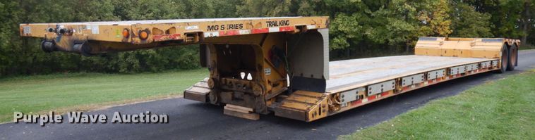 image for item JQ9263 2009 Trail King MG  lowboy equipment trailer