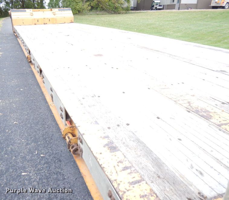 image for item JQ9263 2009 Trail King MG  lowboy equipment trailer