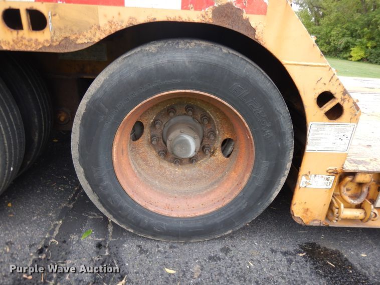 image for item JQ9263 2009 Trail King MG  lowboy equipment trailer