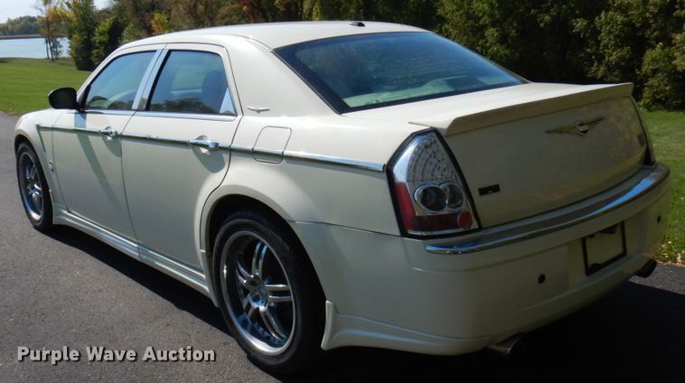 image for item JQ9264 2007 Chrysler 300