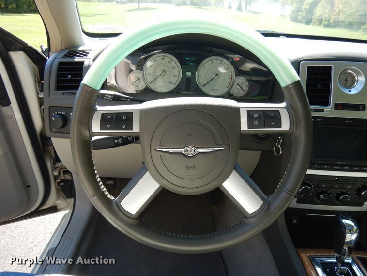 image for item JQ9264 2007 Chrysler 300