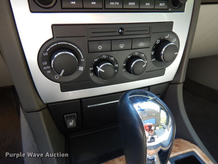 image for item JQ9264 2007 Chrysler 300