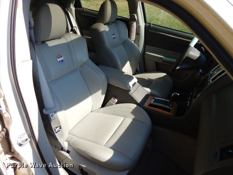 image for item JQ9264 2007 Chrysler 300