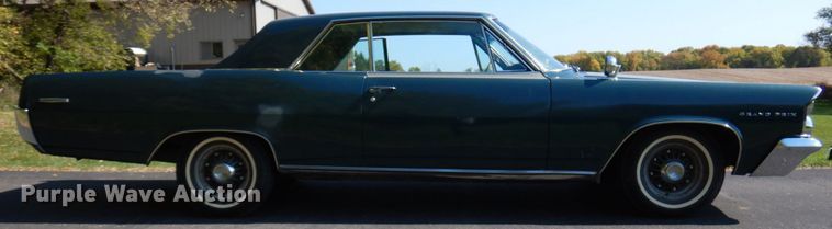 image for item JQ9265 1963 Pontiac Grand Prix