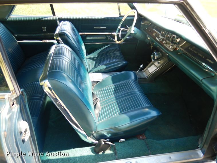 image for item JQ9265 1963 Pontiac Grand Prix