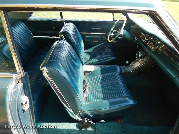 image for item JQ9265 1963 Pontiac Grand Prix