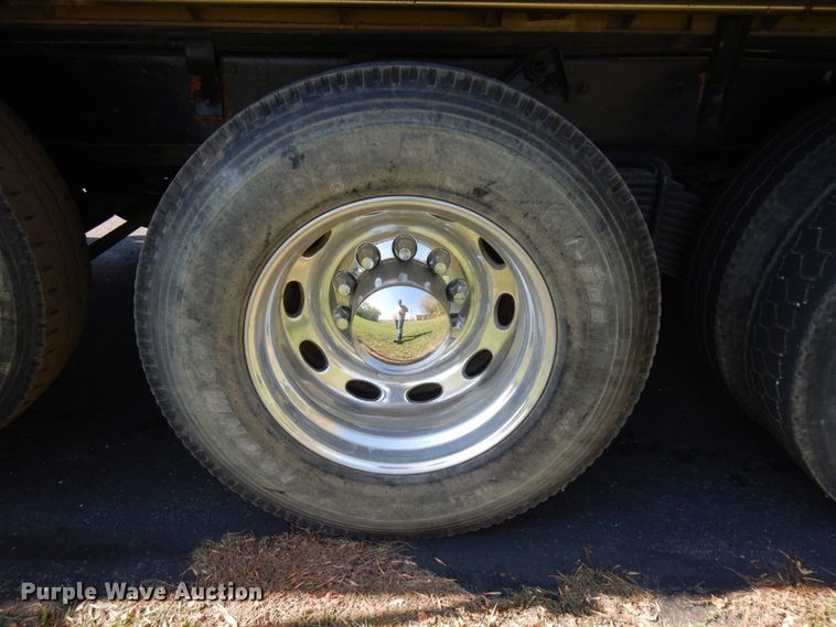 image for item JQ9266 1997 Mack RD688S  dump truck