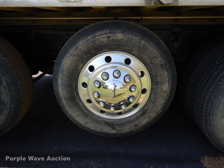 image for item JQ9266 1997 Mack RD688S  dump truck