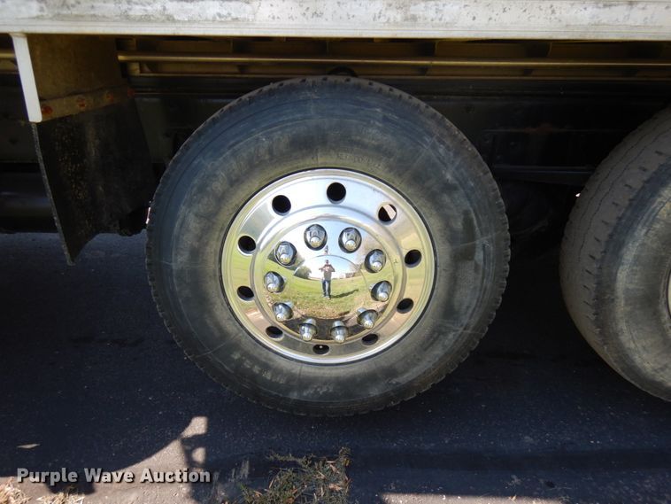 image for item JQ9266 1997 Mack RD688S  dump truck