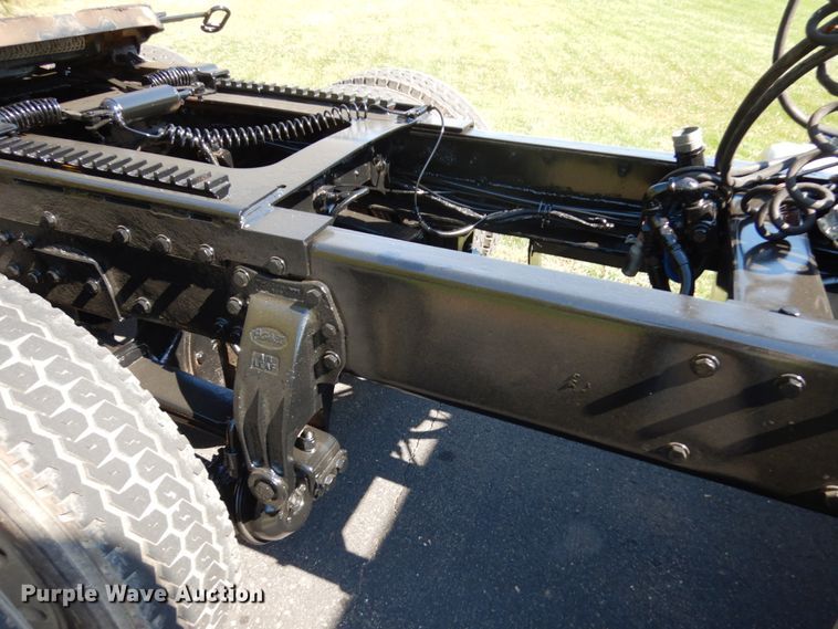 image for item JQ9267 1989 Peterbilt 379  semi truck