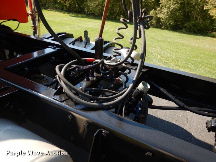 image for item JQ9267 1989 Peterbilt 379  semi truck