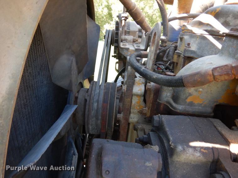 image for item JQ9267 1989 Peterbilt 379  semi truck