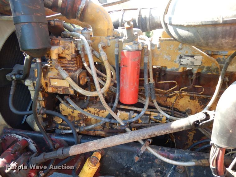 image for item JQ9267 1989 Peterbilt 379  semi truck