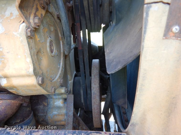 image for item JQ9267 1989 Peterbilt 379  semi truck