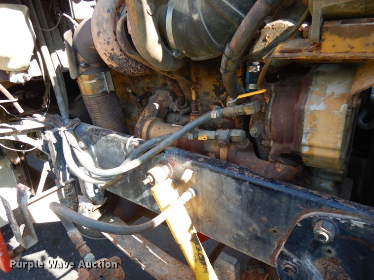 image for item JQ9267 1989 Peterbilt 379  semi truck