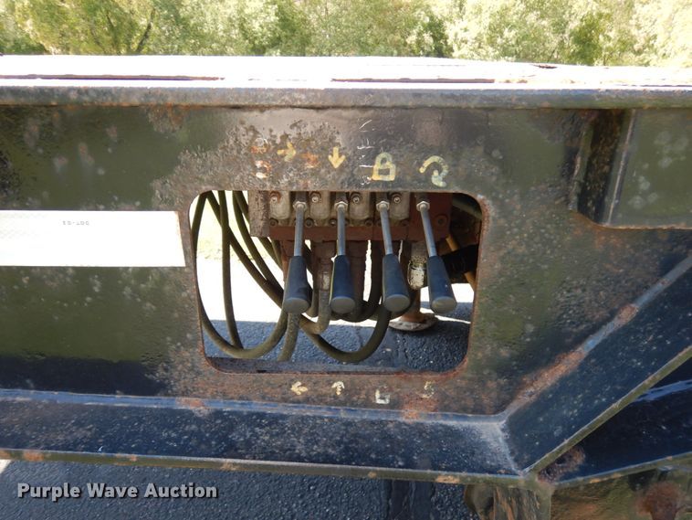 image for item JQ9269 2004 Muvall  Drop deck equipment trailer