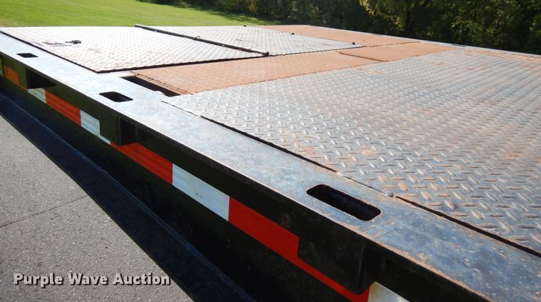 image for item JQ9269 2004 Muvall  Drop deck equipment trailer