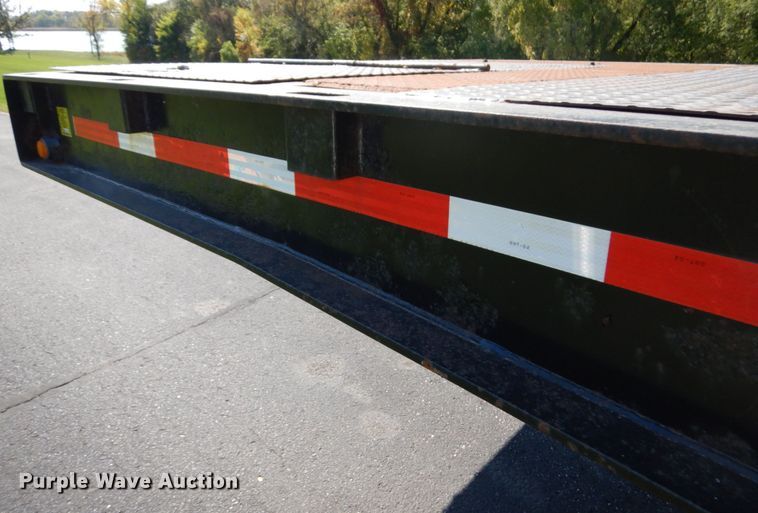 image for item JQ9269 2004 Muvall  Drop deck equipment trailer