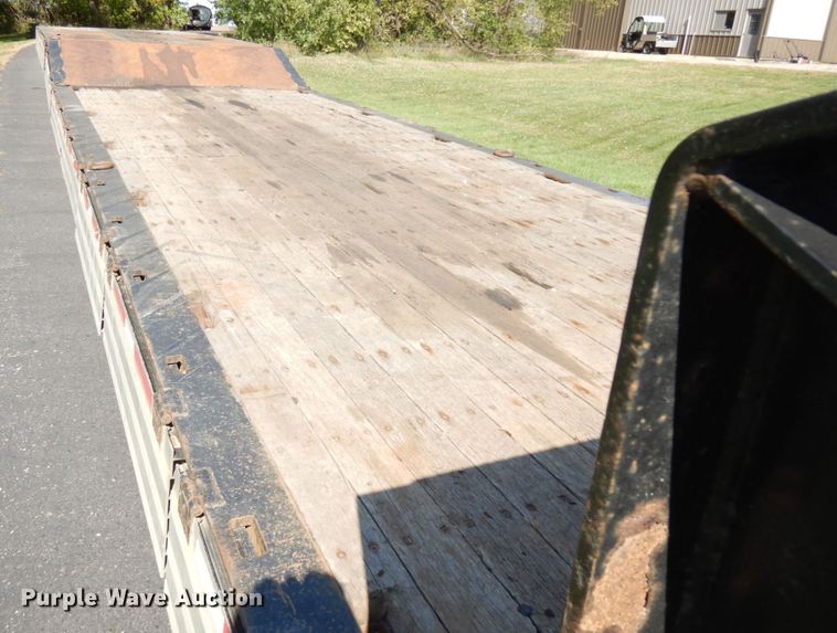 image for item JQ9269 2004 Muvall  Drop deck equipment trailer