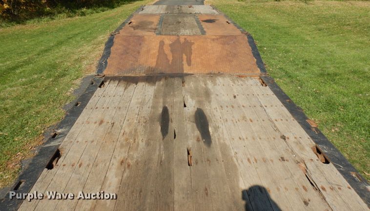 image for item JQ9269 2004 Muvall  Drop deck equipment trailer