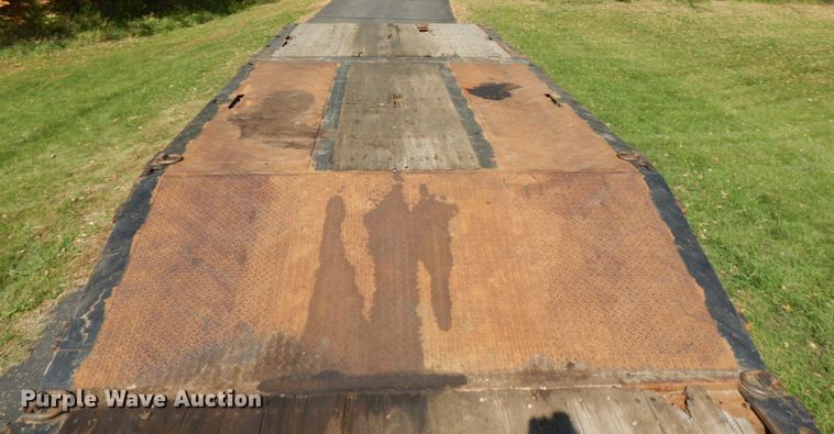 image for item JQ9269 2004 Muvall  Drop deck equipment trailer