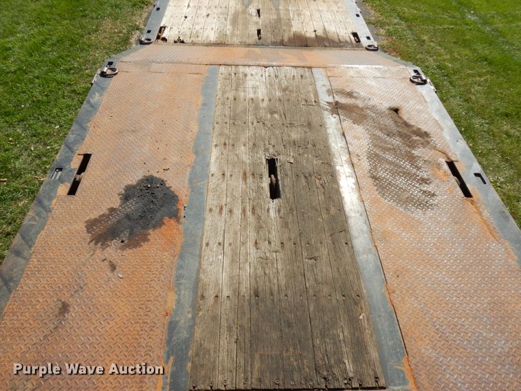 image for item JQ9269 2004 Muvall  Drop deck equipment trailer