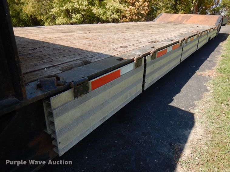 image for item JQ9269 2004 Muvall  Drop deck equipment trailer