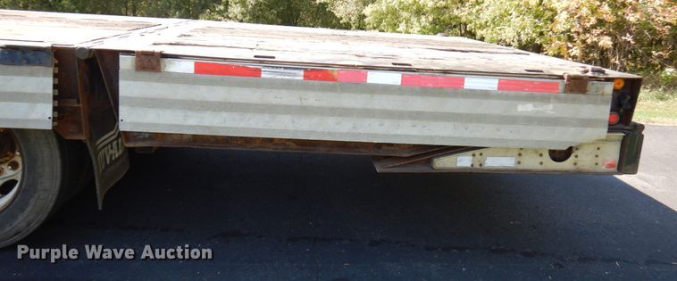 image for item JQ9269 2004 Muvall  Drop deck equipment trailer