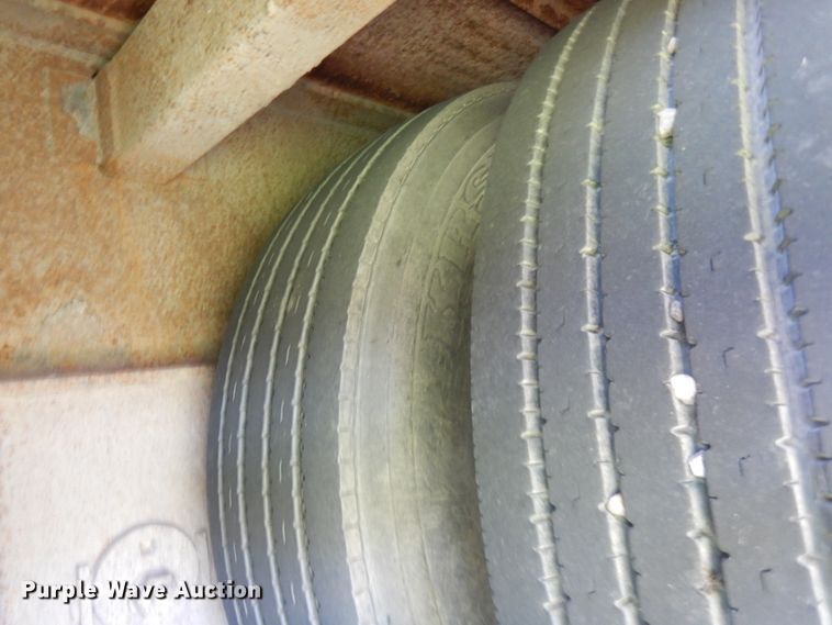 image for item JQ9269 2004 Muvall  Drop deck equipment trailer