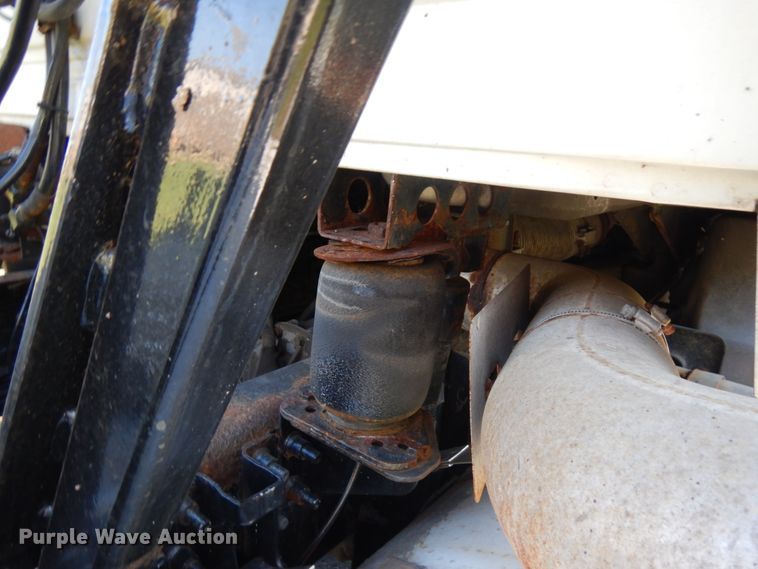 image for item JQ9270 2006 Mack CXN612  semi truck