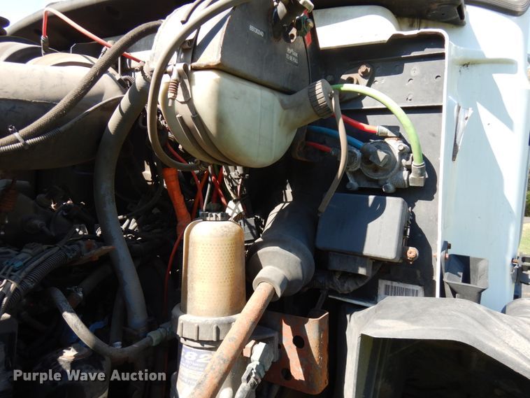 image for item JQ9270 2006 Mack CXN612  semi truck