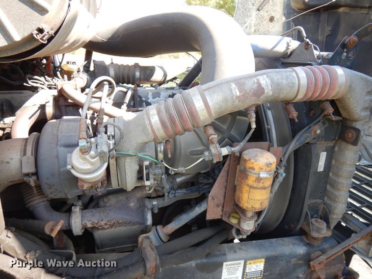 image for item JQ9270 2006 Mack CXN612  semi truck