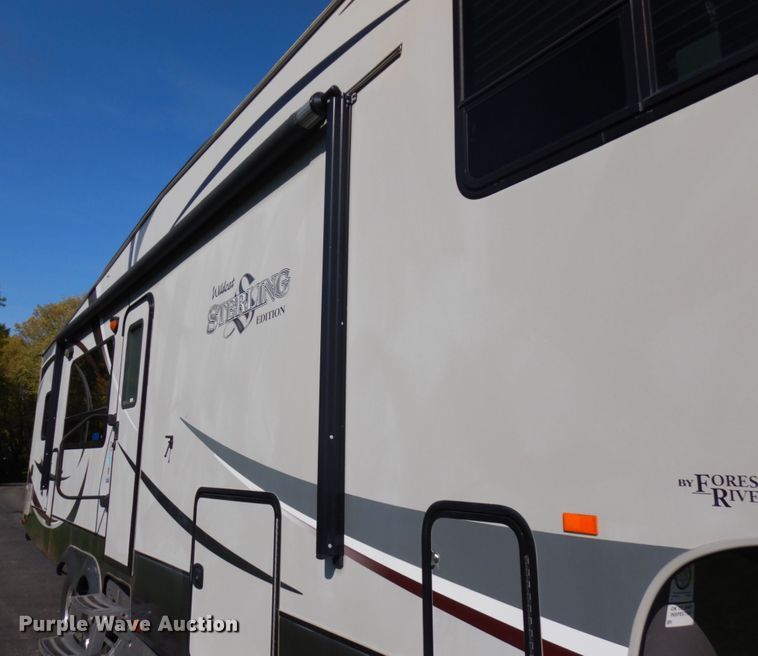 image for item JQ9274 2012 Forest River Wildcat Sterling  camper