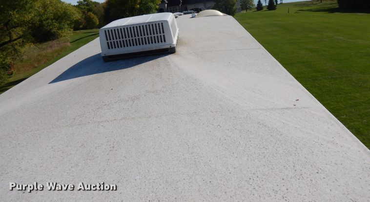 image for item JQ9274 2012 Forest River Wildcat Sterling  camper