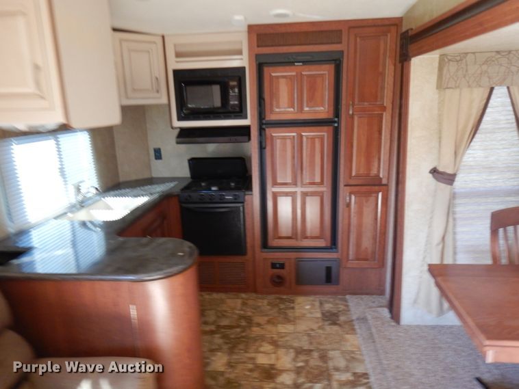 image for item JQ9274 2012 Forest River Wildcat Sterling  camper