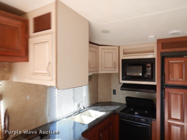 image for item JQ9274 2012 Forest River Wildcat Sterling  camper