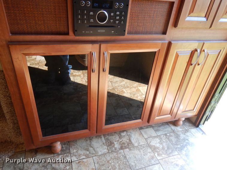 image for item JQ9274 2012 Forest River Wildcat Sterling  camper