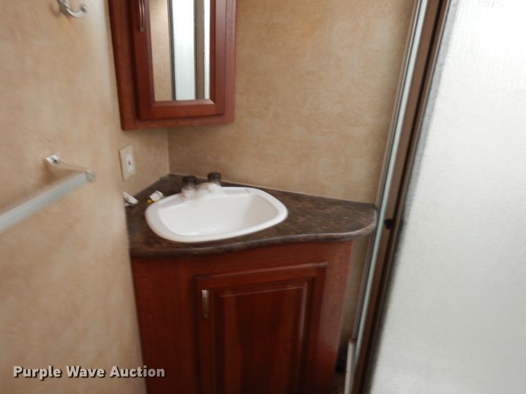 image for item JQ9274 2012 Forest River Wildcat Sterling  camper