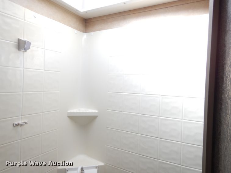 image for item JQ9274 2012 Forest River Wildcat Sterling  camper